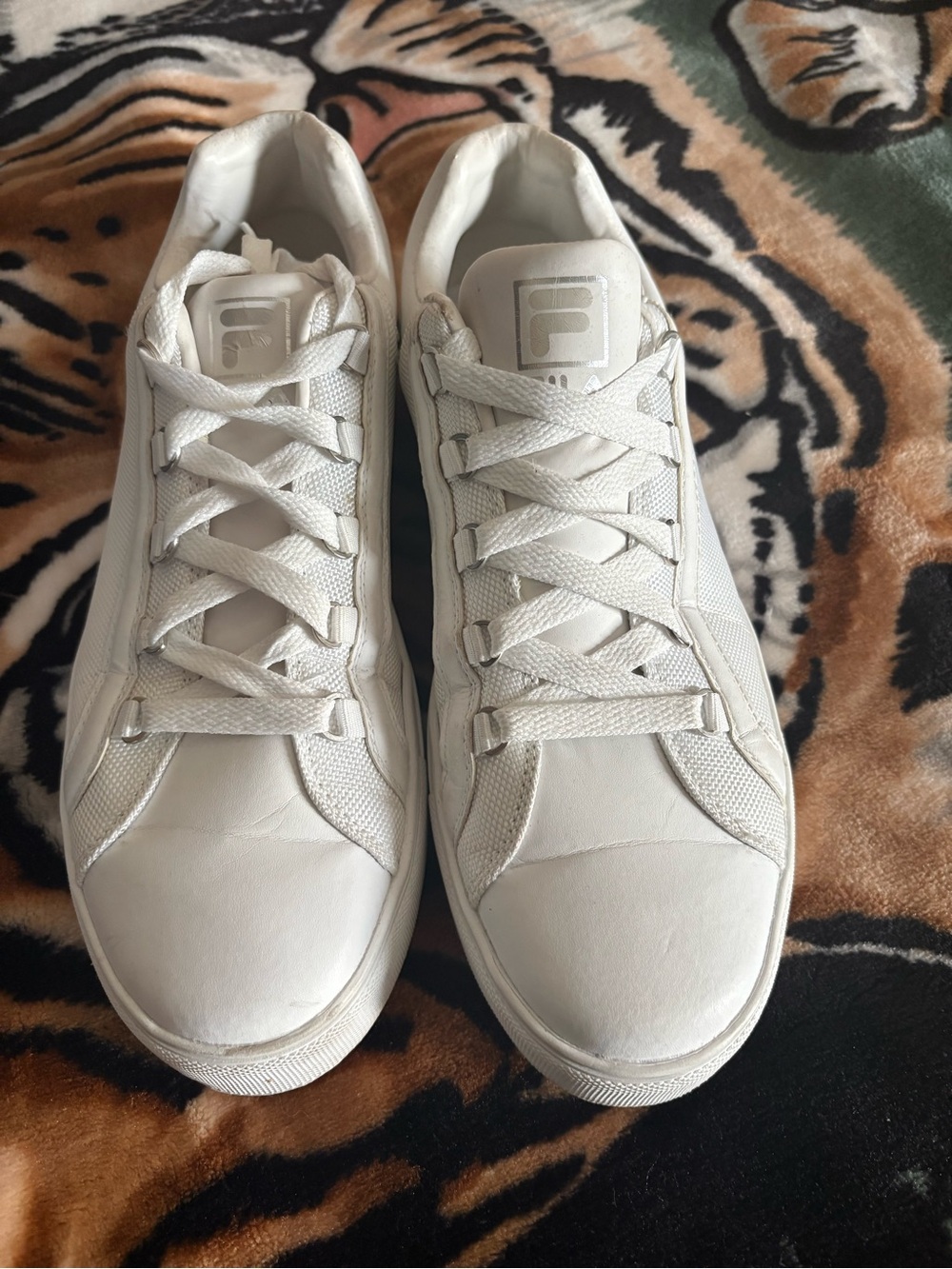 Fila Men's White Low-Top Sneakers - All-White Casual Trainers